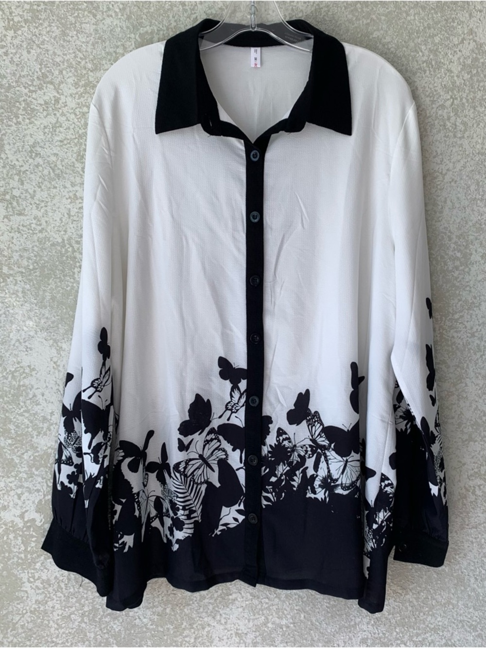 Rosegal White Textured Button Up Blouse 3X Black Floral Butterfly Print Light